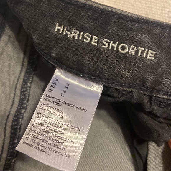 American Eagle Hi-rise shortie - Picture 2 of 3